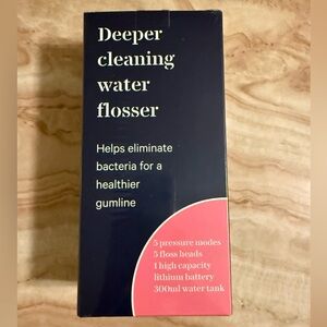 👀🦷👄CHEEKY CORDLESS DEEP CLEANING WATER FLOSSER

BRAND NEW IN BOX 😬💅
